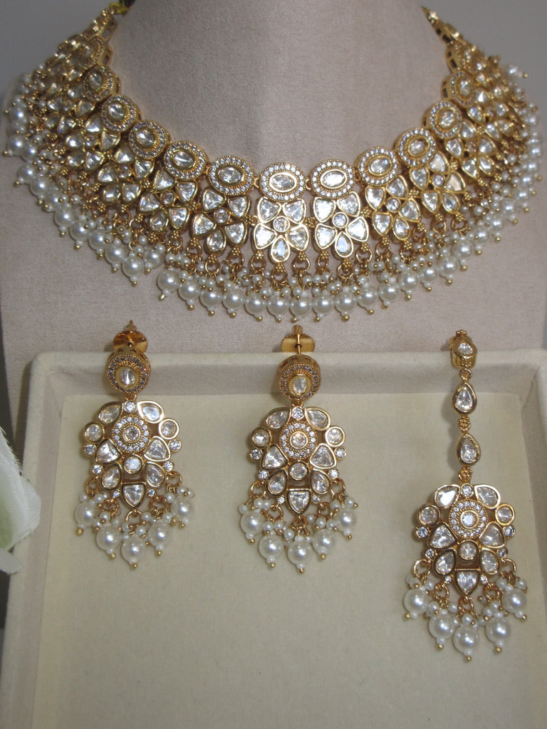 Manshika Necklace Set
