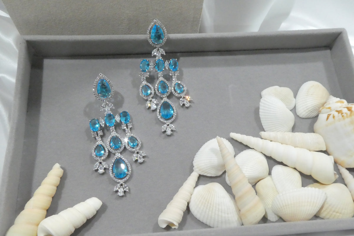 Iraa Necklace Set