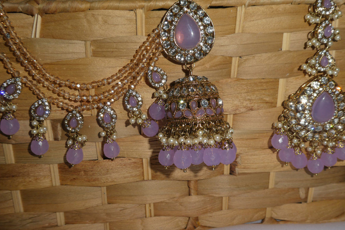 Avni Earring Set
