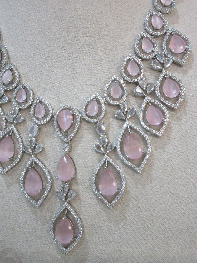 Nerisha Necklace Set