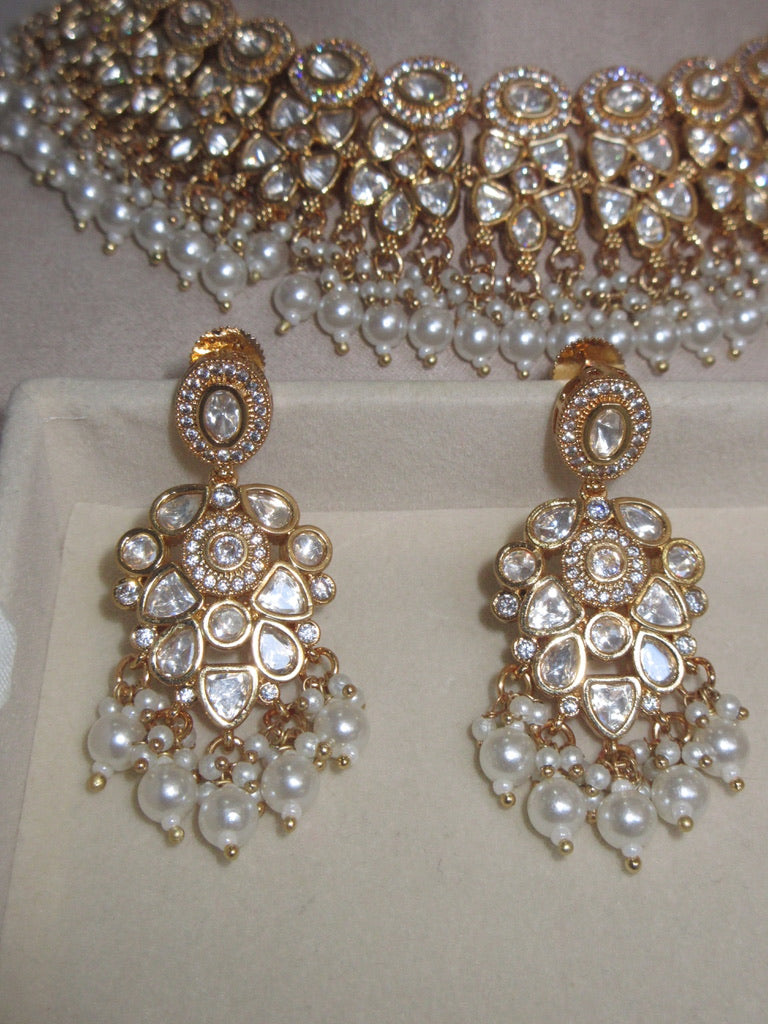 Manshika Necklace Set
