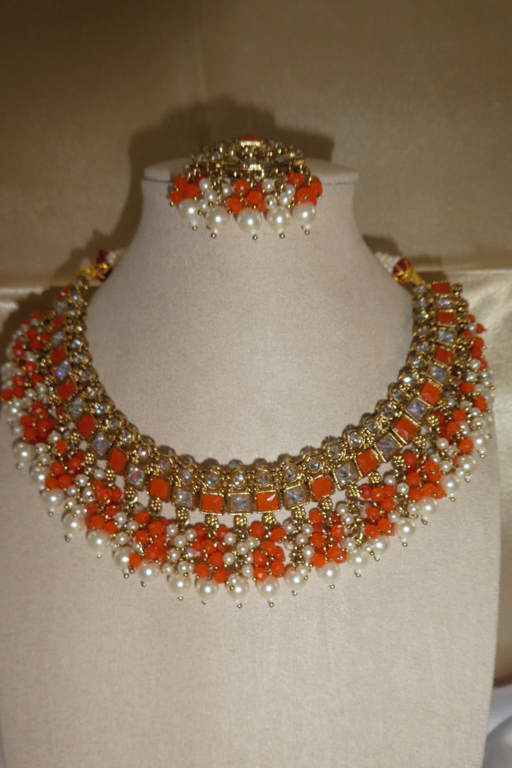 Riyana Necklace Set