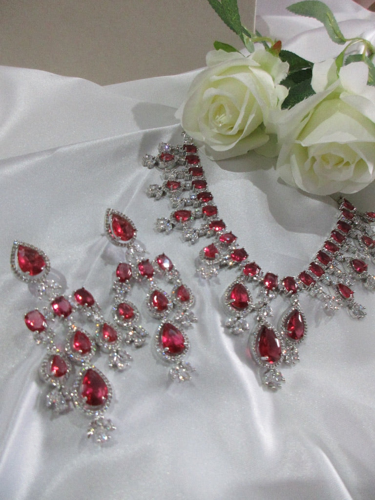 Jasmine Necklcae Set