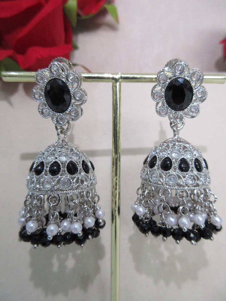 Jivika Earring Set