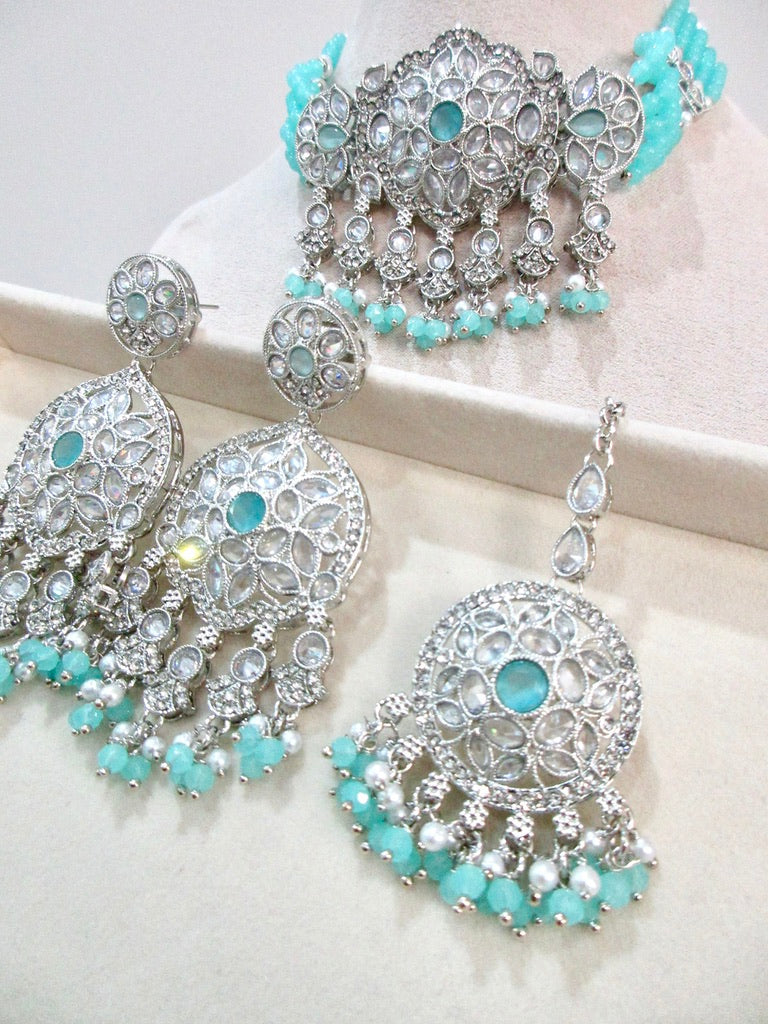 Kyra Necklace Set
