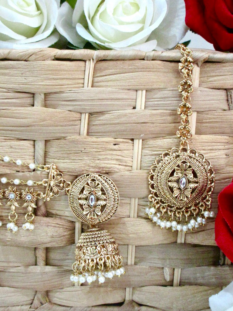 Ditya Earring Set