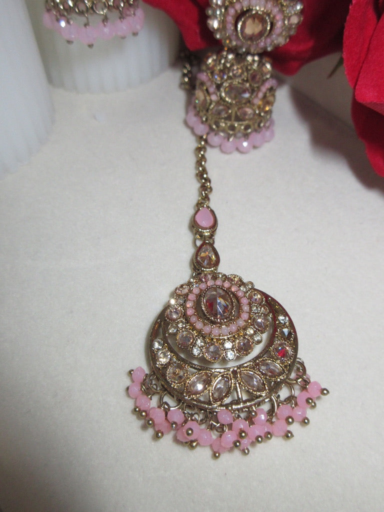 Roshika Earring Set