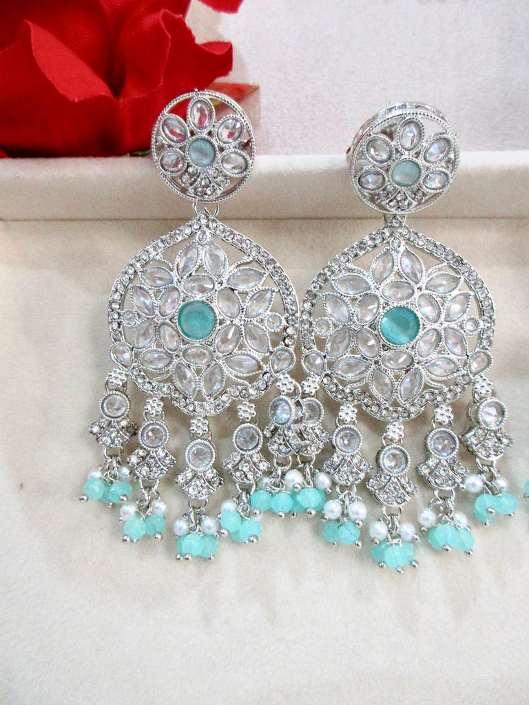 Kyra Necklace Set
