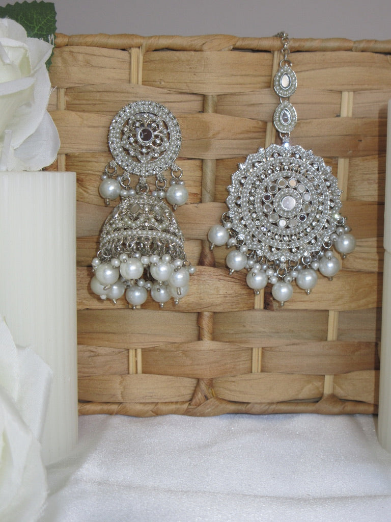 Kavi Earring Set