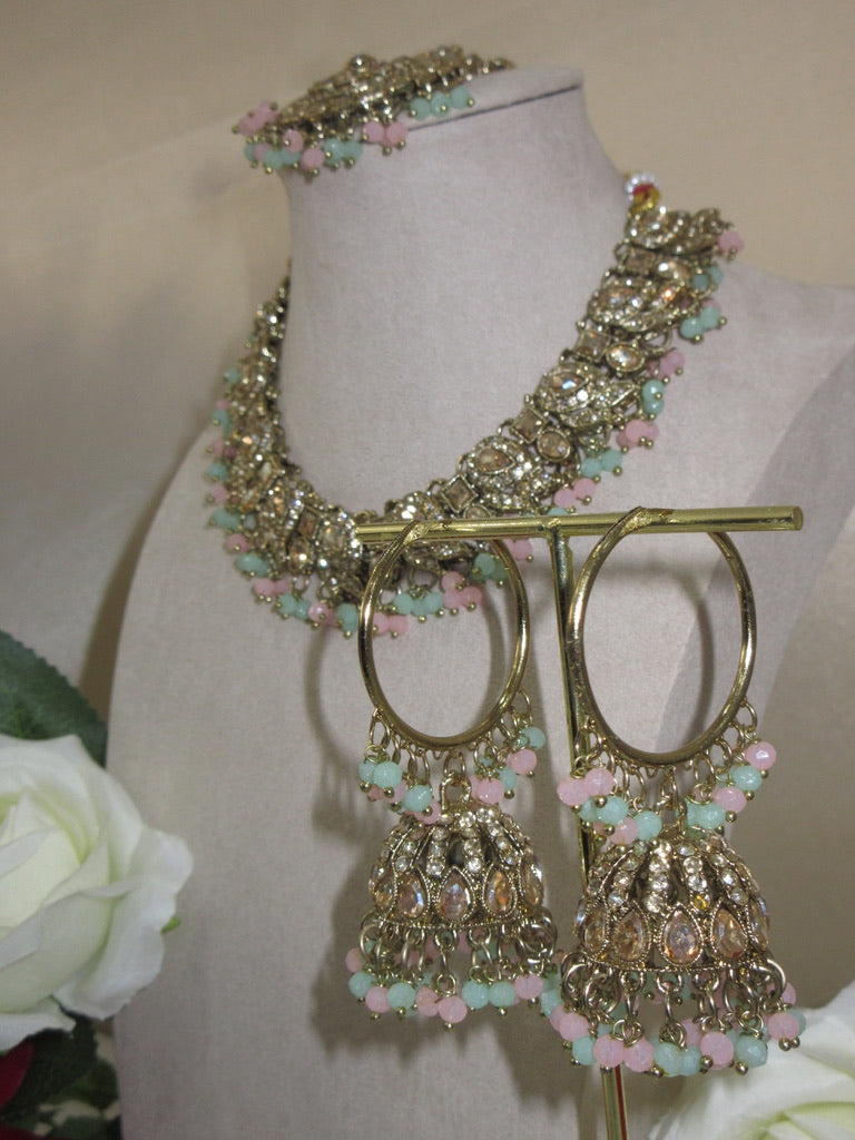 Zivika Necklace Set