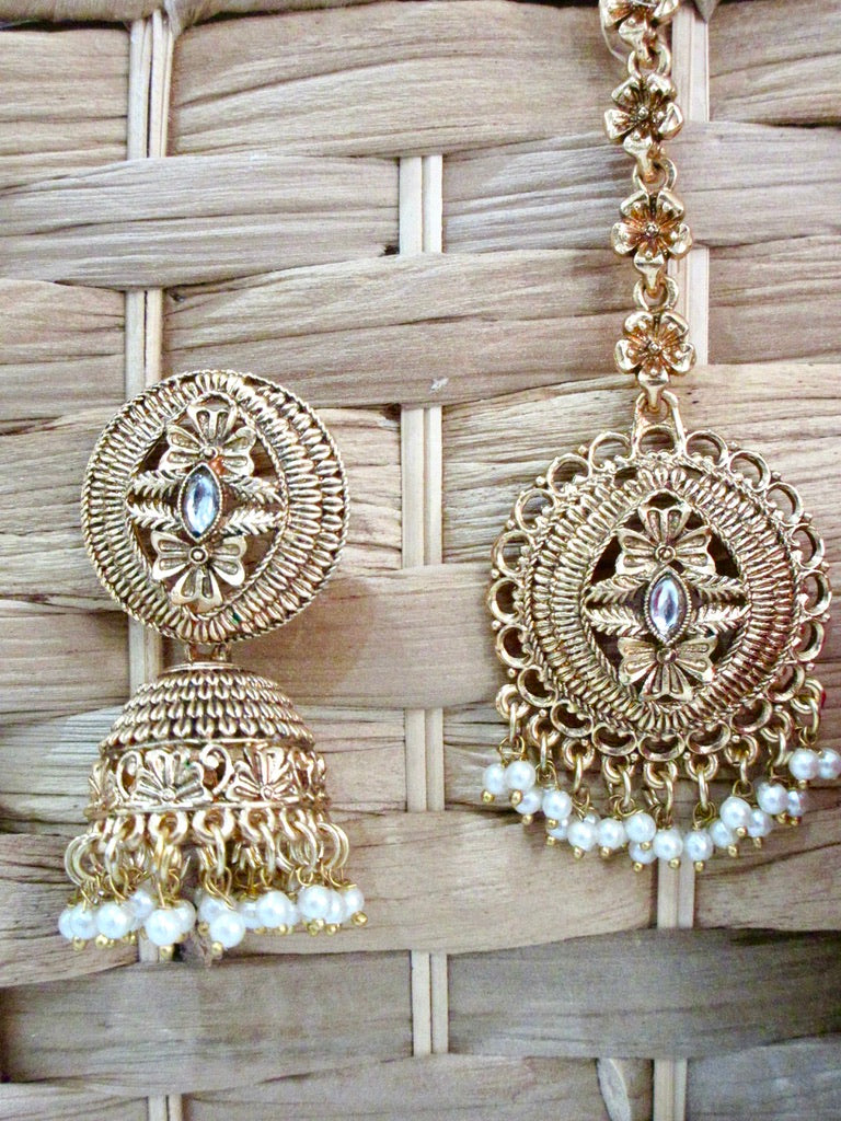 Ditya Earring Set