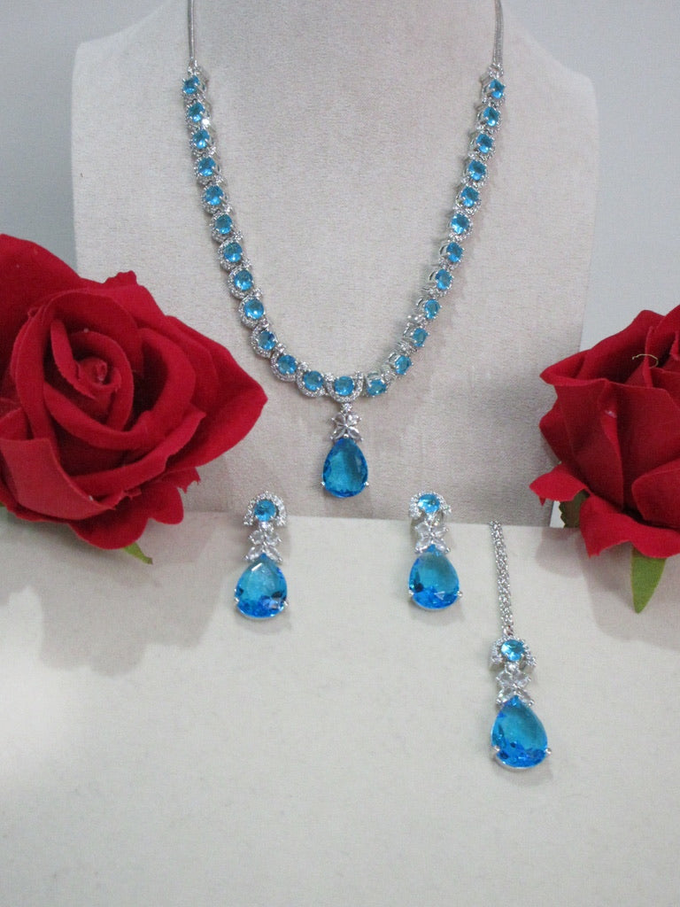 Olivia Necklace Set