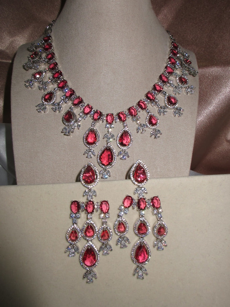 Jasmine Necklcae Set