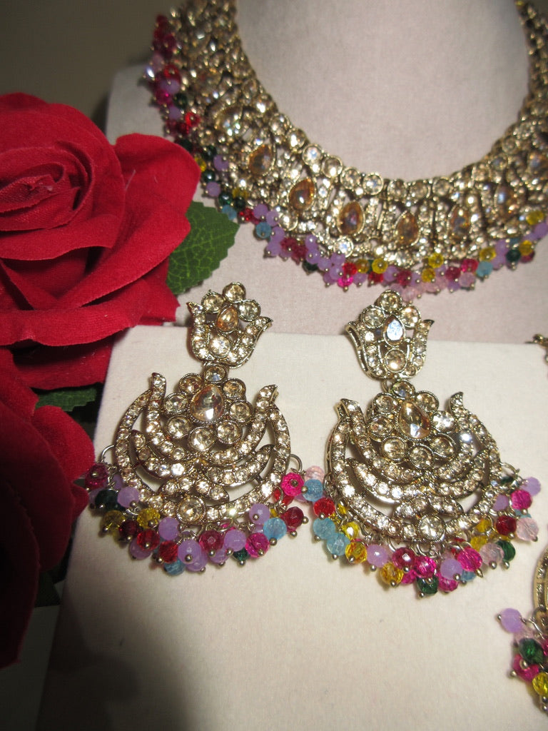 Navyaani Necklace Set