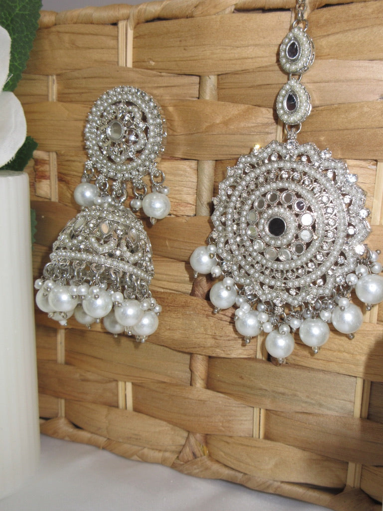 Kavi Earring Set