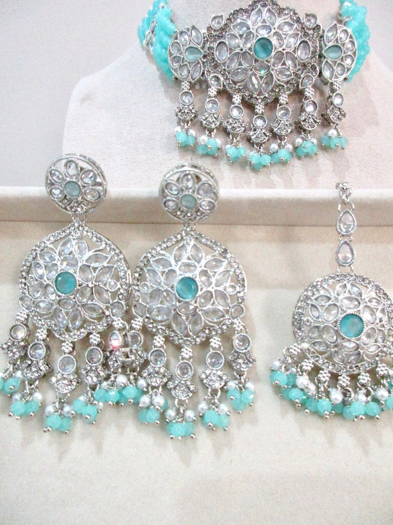 Kyra Necklace Set