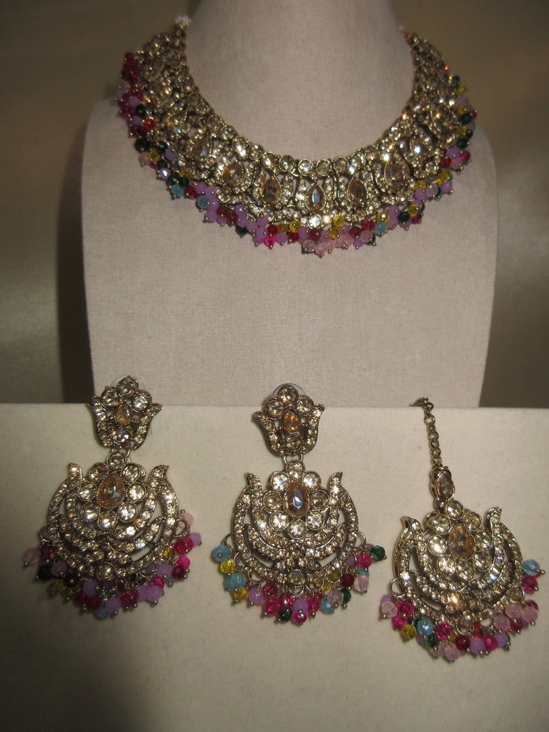 Navyaani Necklace Set