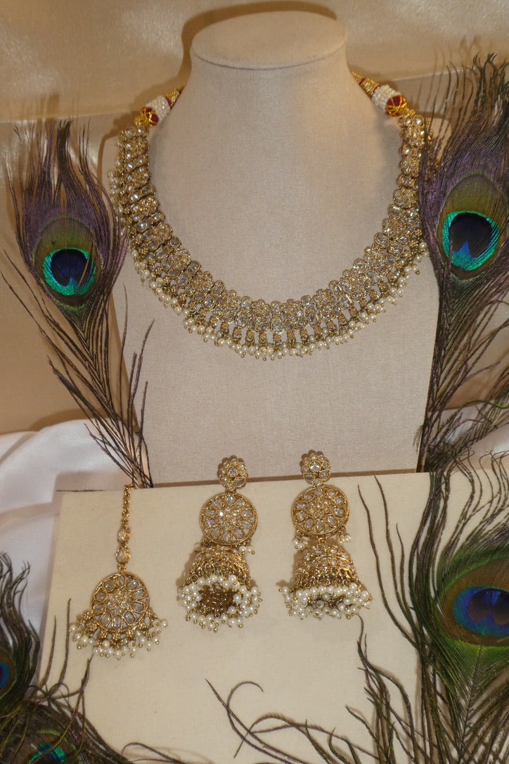Diya Necklace Set