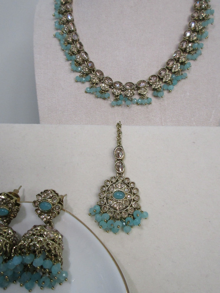 Tanirika Necklace Set