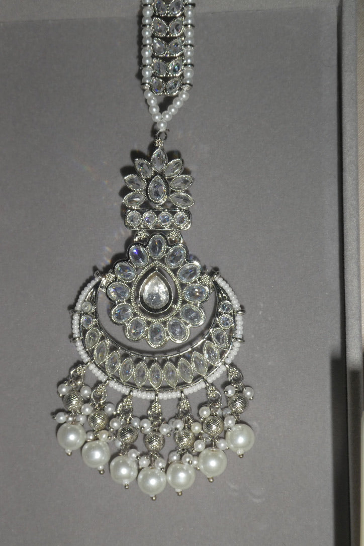 Neha Earring Set
