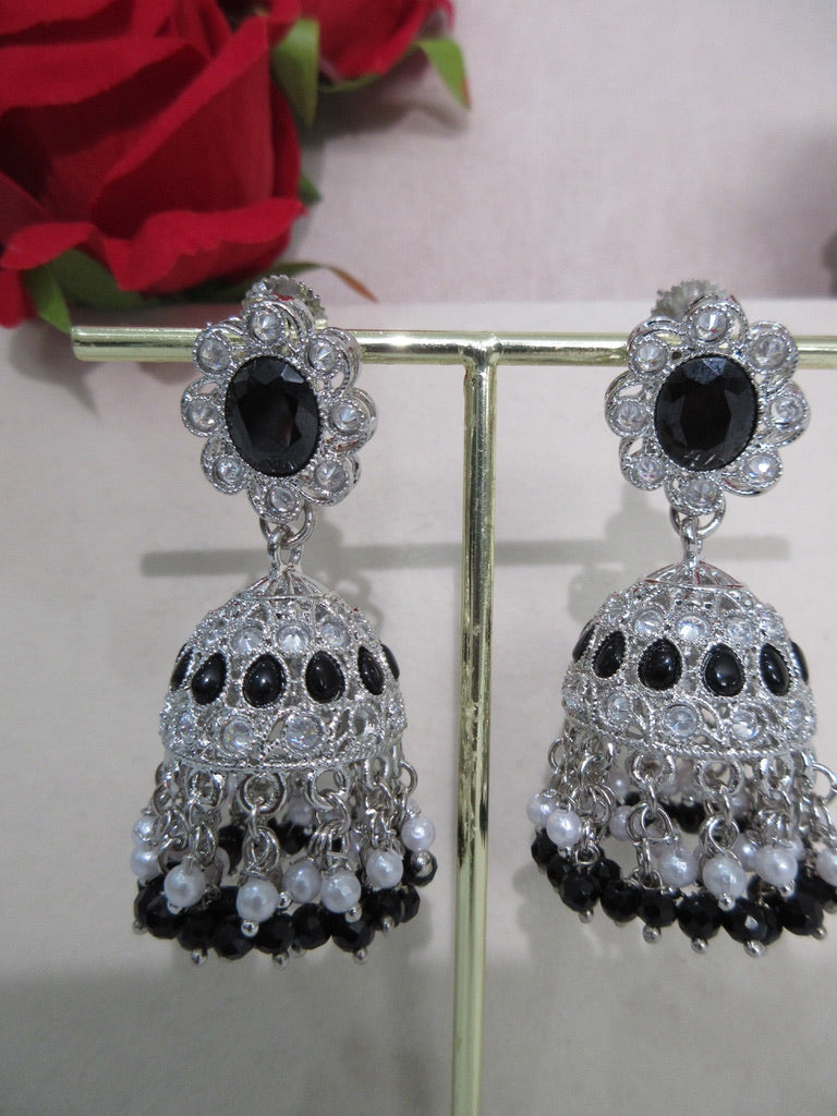 Jivika Earring Set