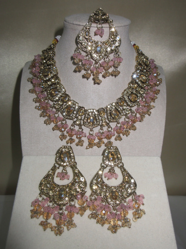 Prisha Necklace Set