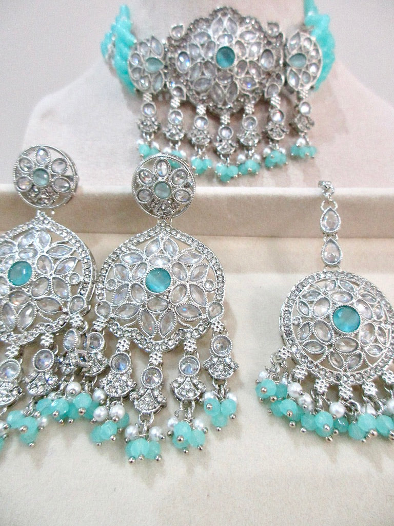 Kyra Necklace Set