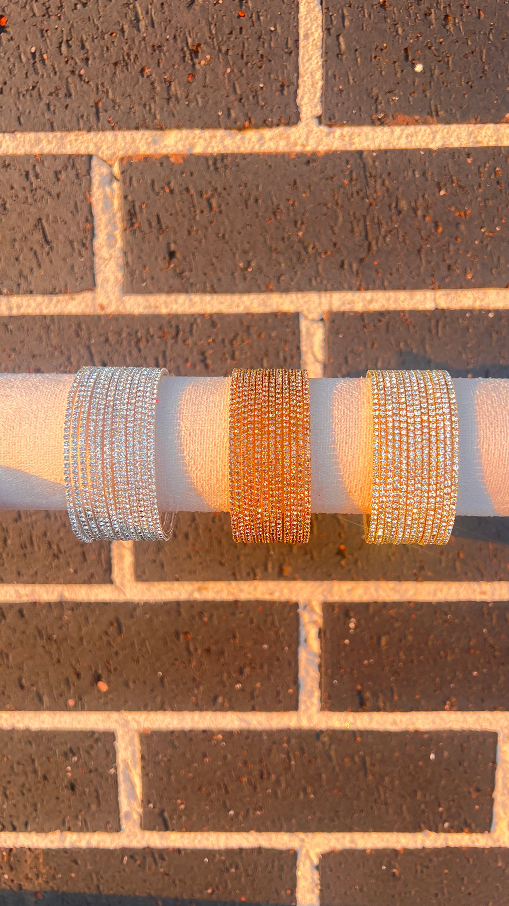 Ezhil Bangle Set