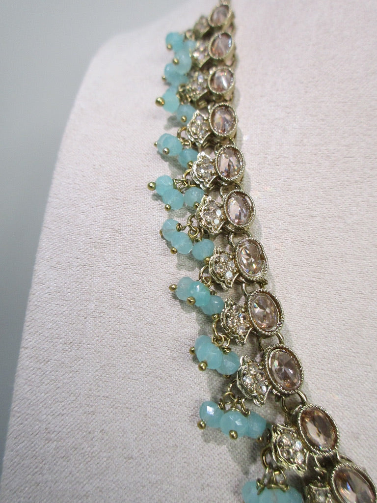 Tanirika Necklace Set
