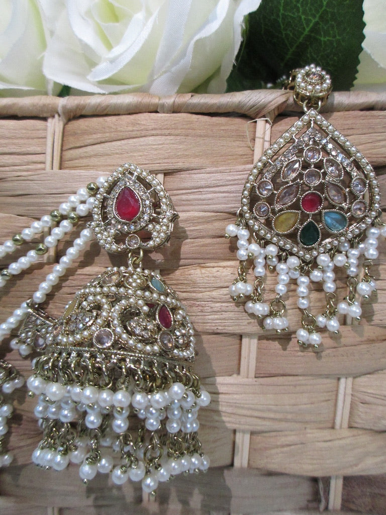 Eshwari Earring Set