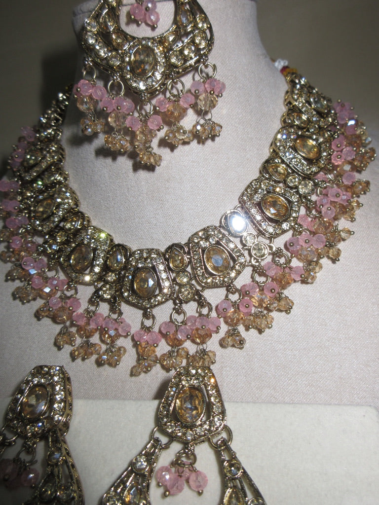 Prisha Necklace Set