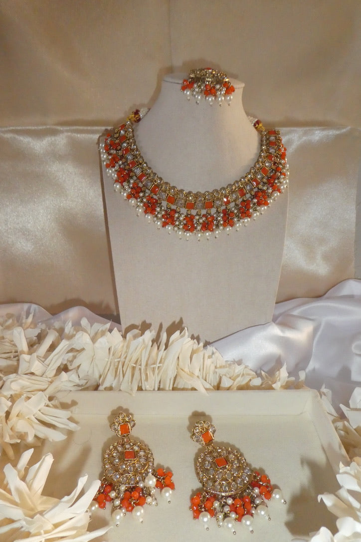Riyana Necklace Set