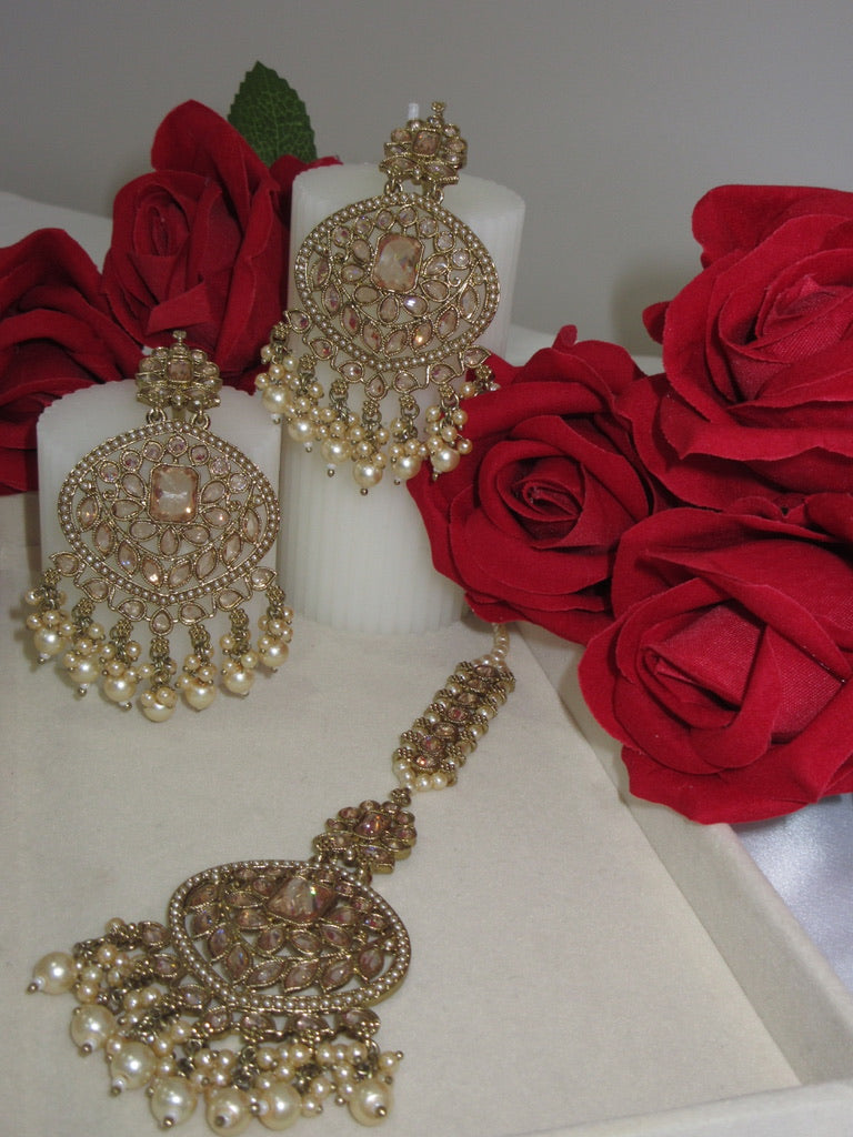 Shruti Earring Set
