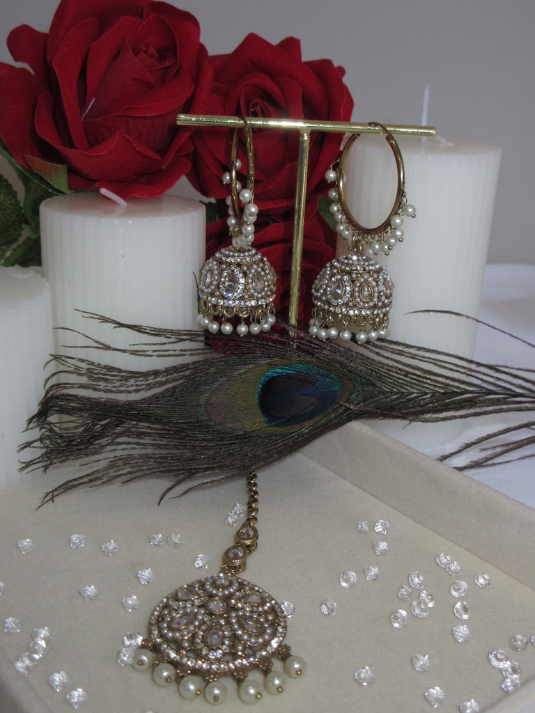 Kairavi Earring Set