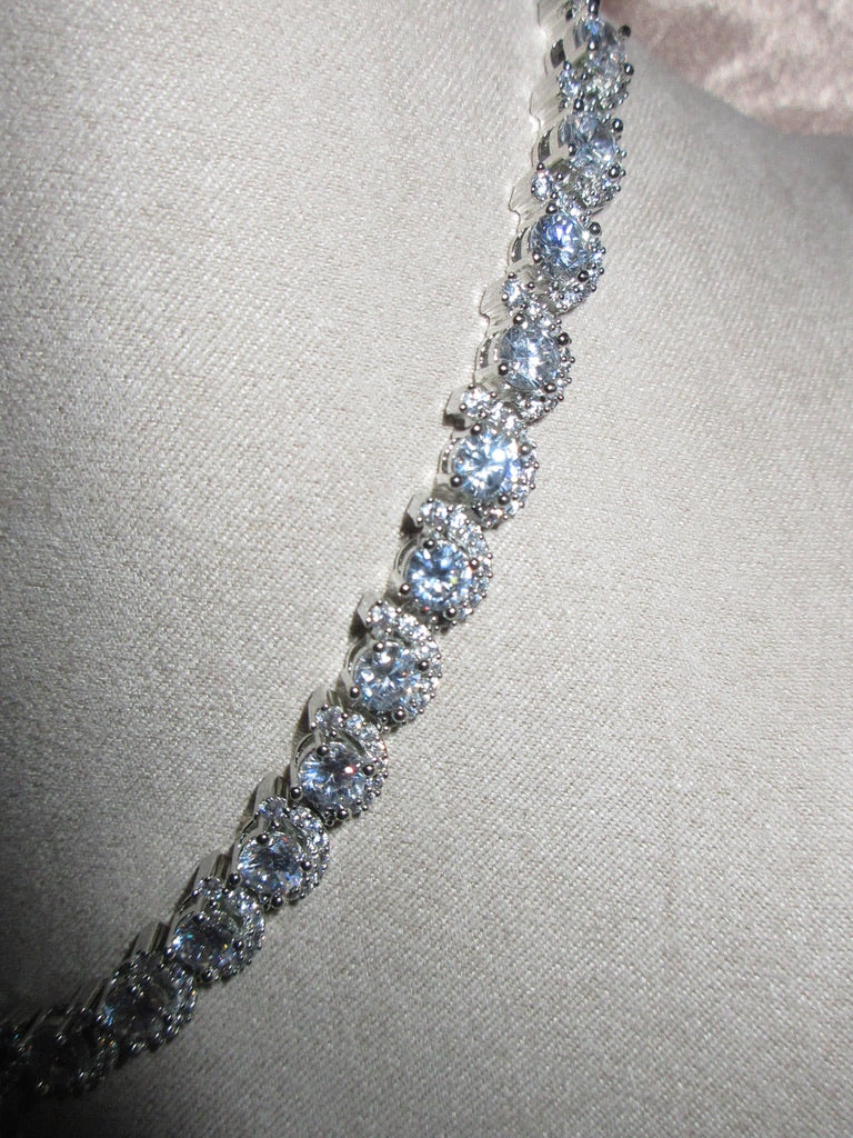 Asha Necklace Set