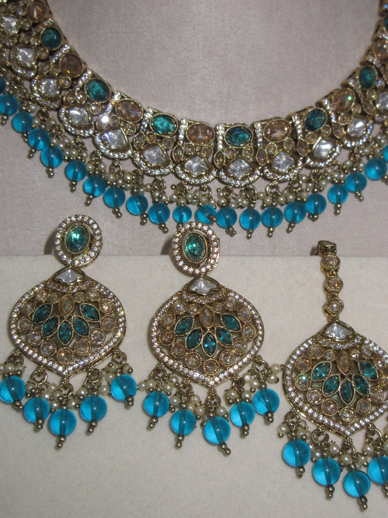 Shaarika Necklace Set