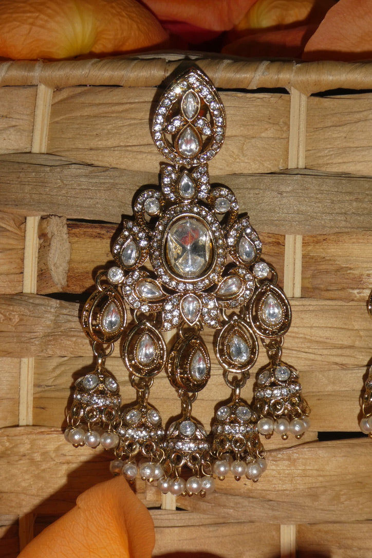 Yara Earring Set