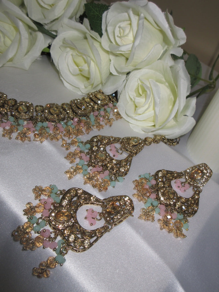 Alina Necklace Set