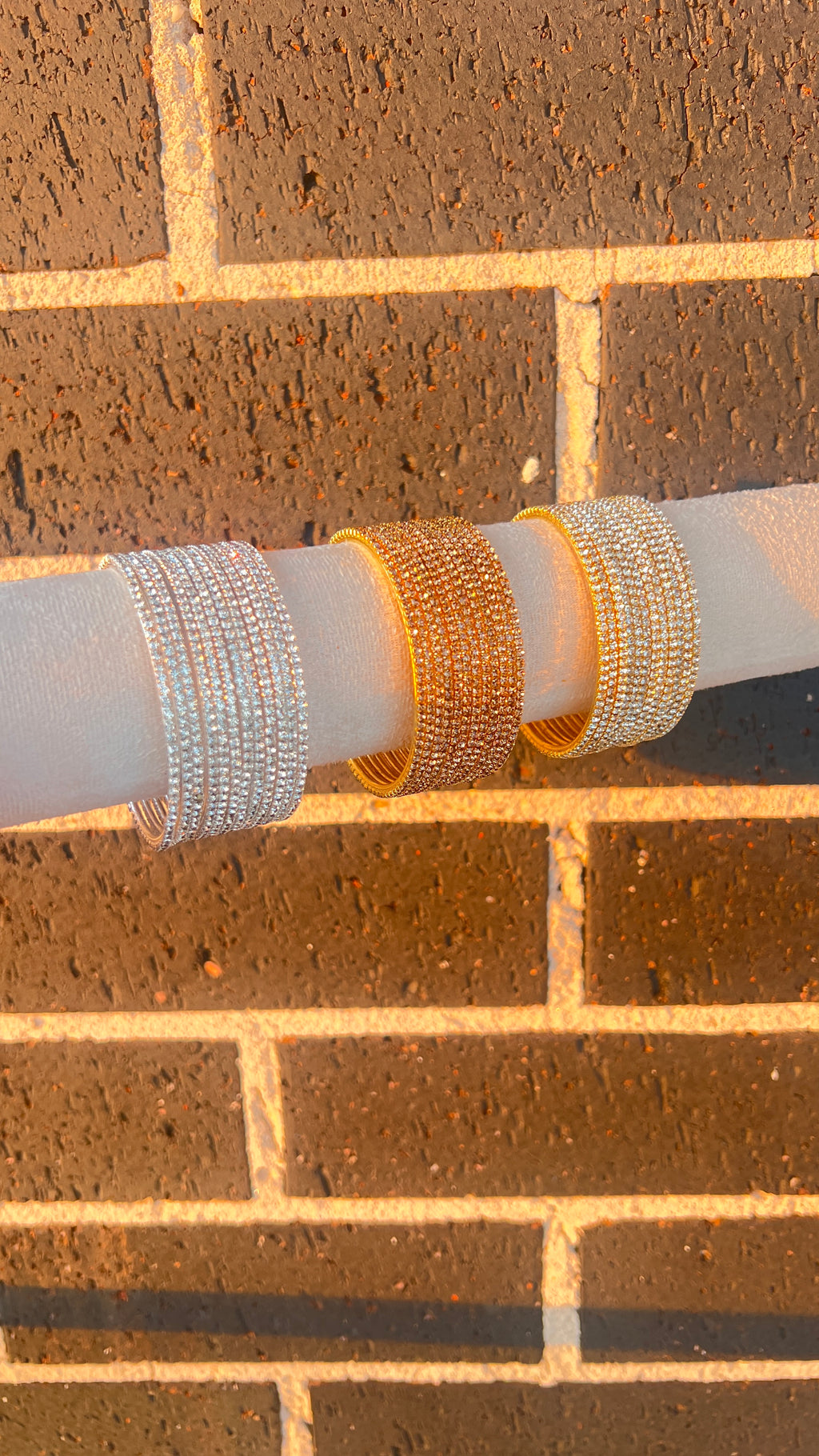 Ezhil Bangle Set