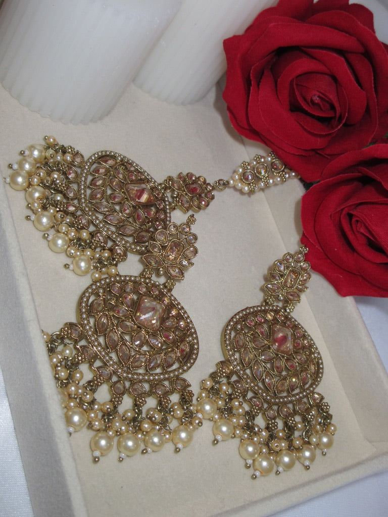 Shruti Earring Set